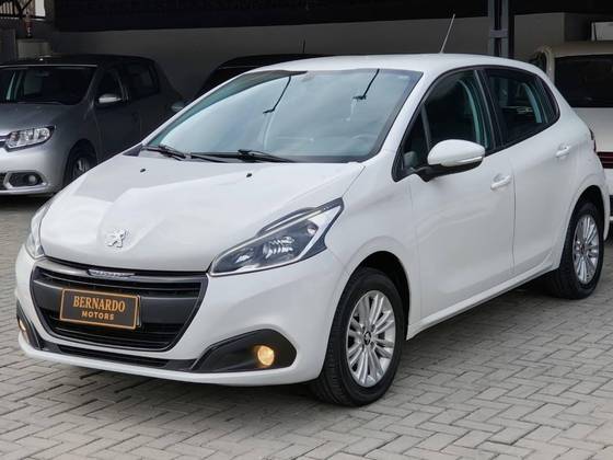 PEUGEOT 208 1.6 ACTIVE PACK 16V FLEX 4P AUTOMÁTICO PEUGEOT 208 1.6 ACTIVE PACK 16V FLEX 4P AUTOMÁTICO
